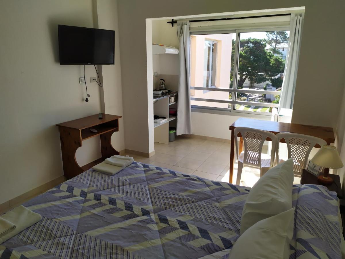Hosteria Ymaz Villa Gesell Exterior foto