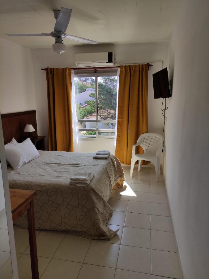Hosteria Ymaz Villa Gesell Exterior foto