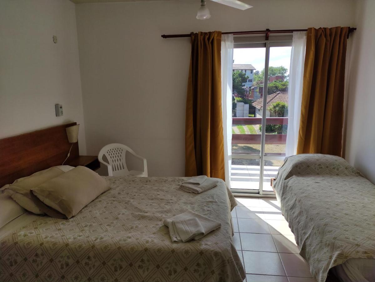 Hosteria Ymaz Villa Gesell Exterior foto