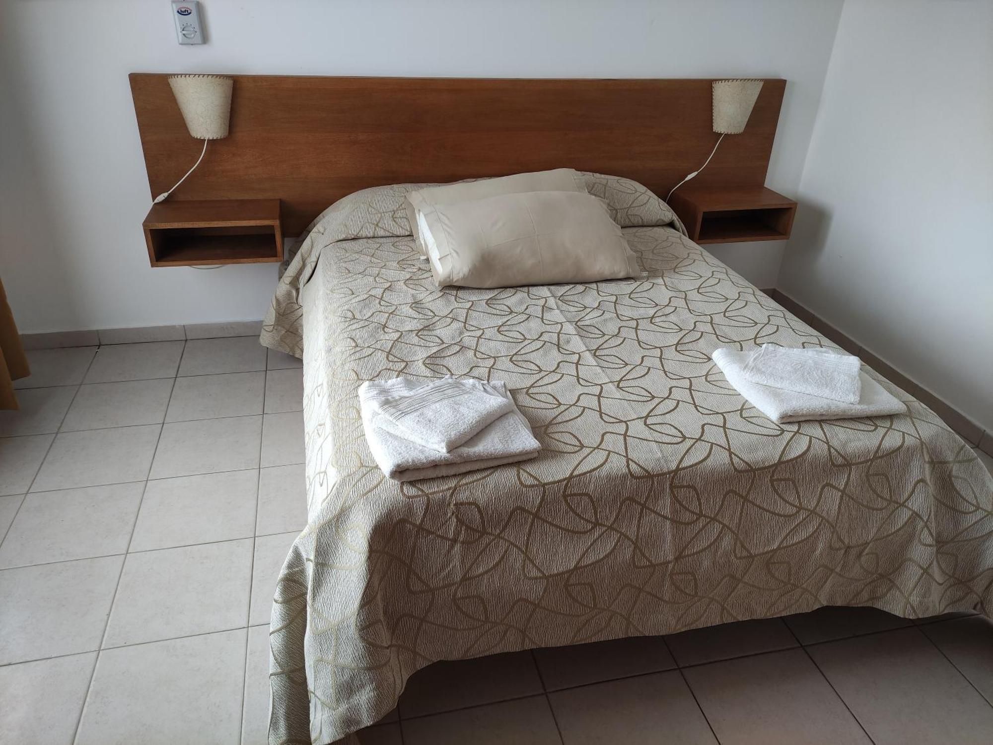 Hosteria Ymaz Villa Gesell Exterior foto
