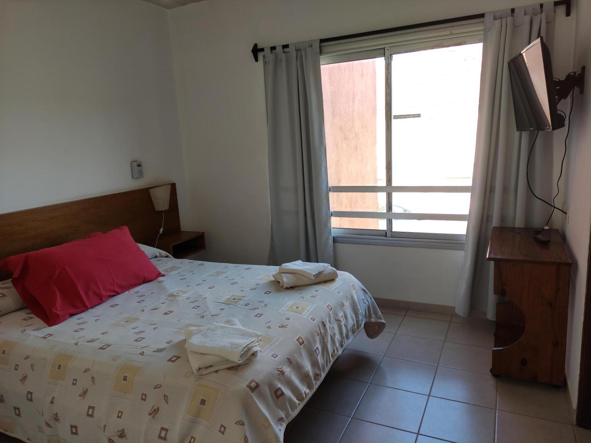 Hosteria Ymaz Villa Gesell Exterior foto