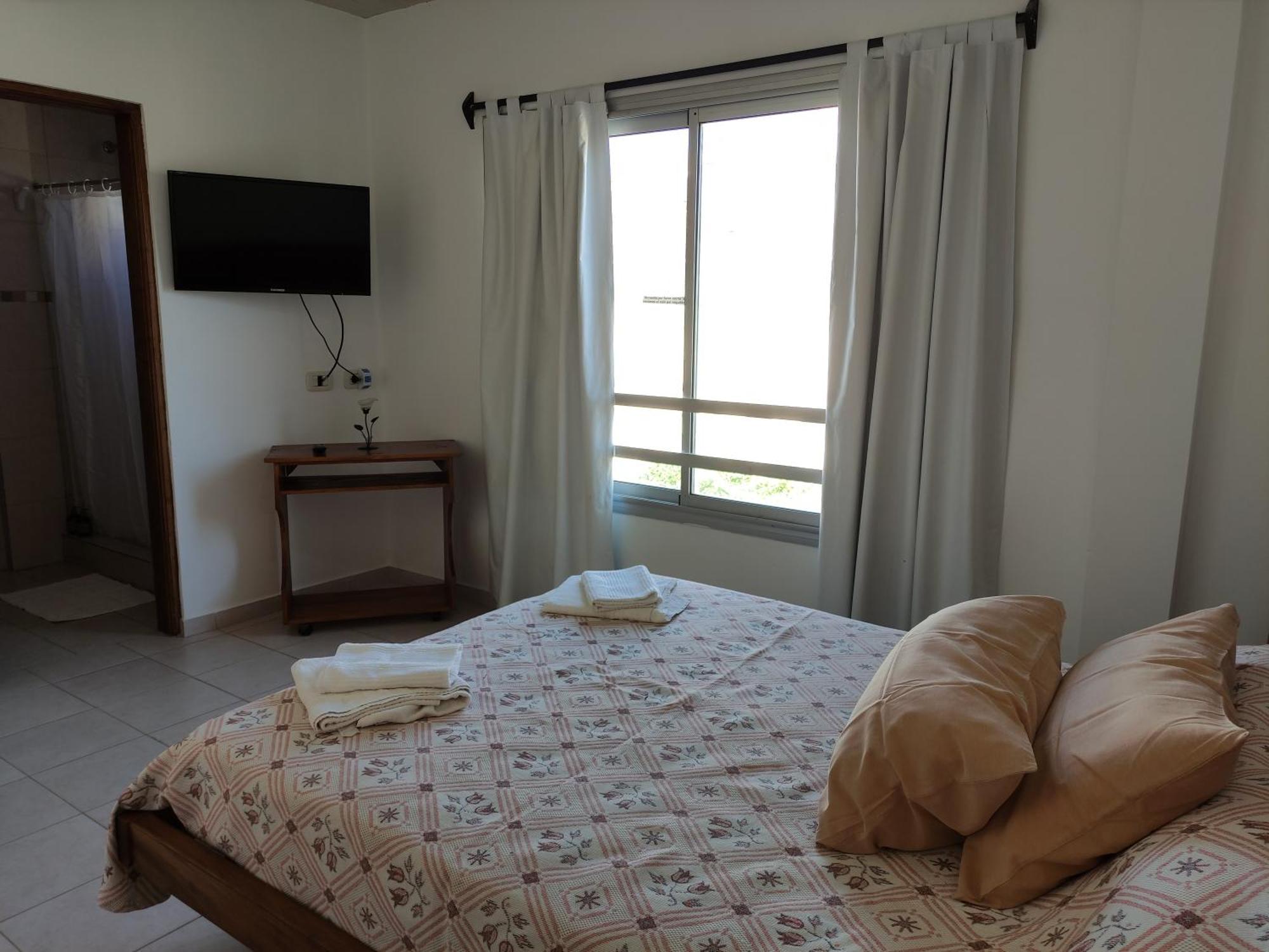 Hosteria Ymaz Villa Gesell Exterior foto