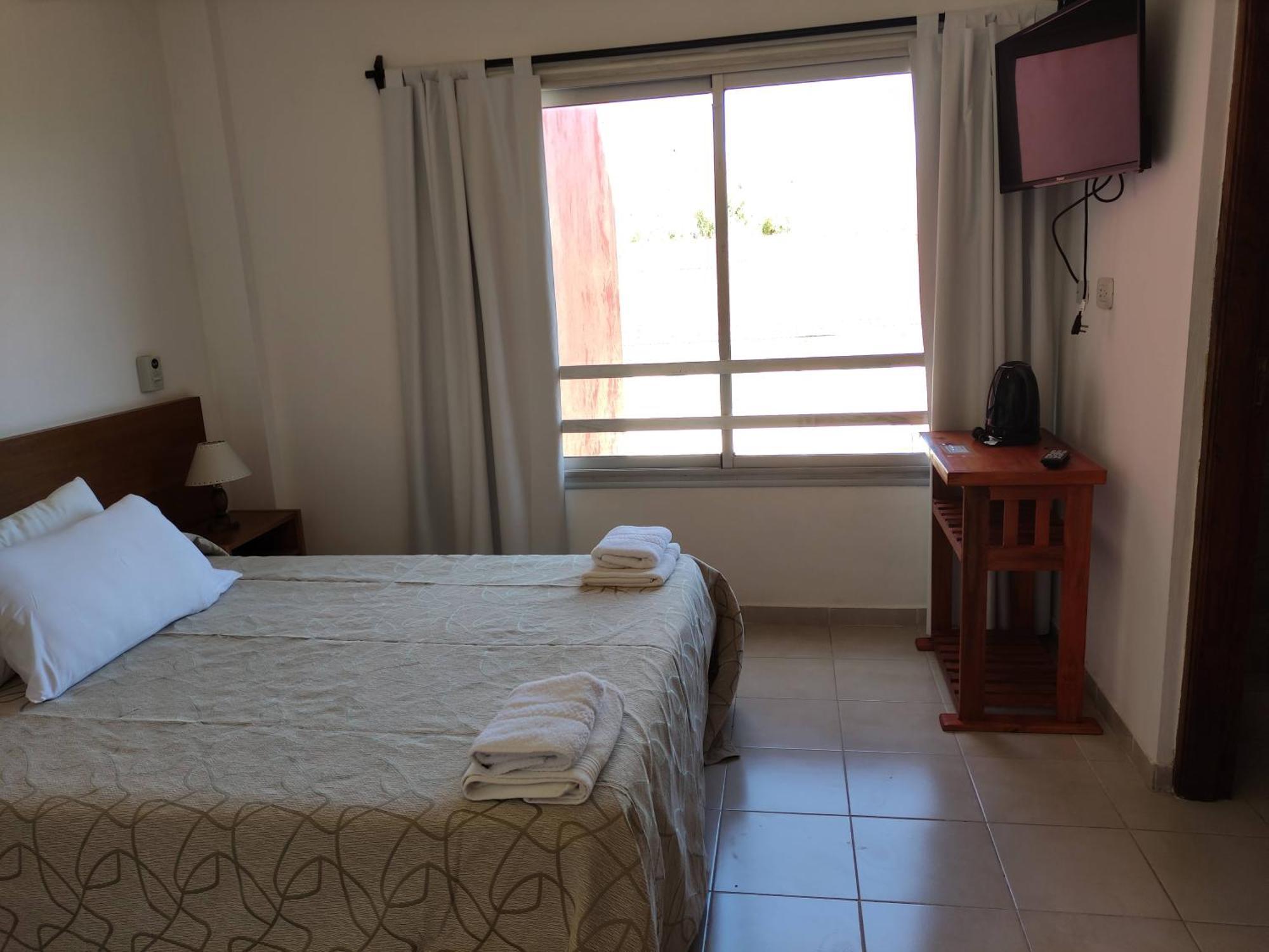 Hosteria Ymaz Villa Gesell Exterior foto